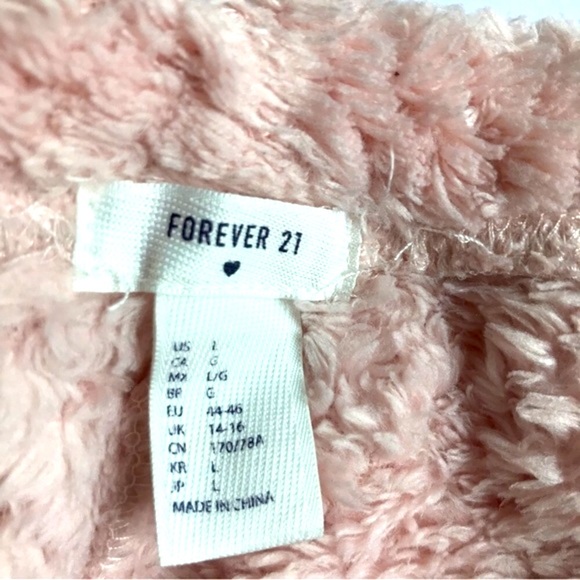 $13 if bundled Forever21 Teddybear CloudSoft Pyjama Set Pink - Picture 3 of 7